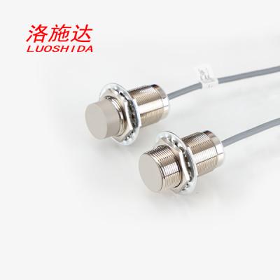 China M30 Long Distance Inductive Proximity Sensor DC 3 Wire Brass Tube for sale