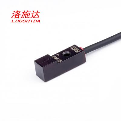 China Pequeño alambre inductivo rectangular 8x8 de DC 3 del sensor del interruptor de proximidad para el detector de metales en venta