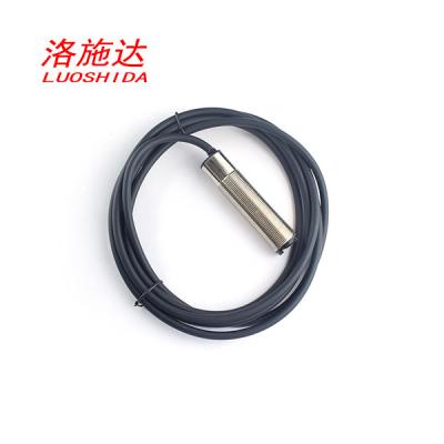 China Retro Reflective Mode Photoelectric Proximity Sensor With 2M Cable DC 3 Wire M18 Size for sale