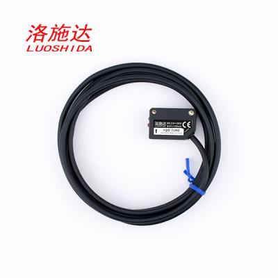 China DC 3 Wire Photoelectric Proximity Switch Q31 Size Diffuse Square With 2M Cable for sale
