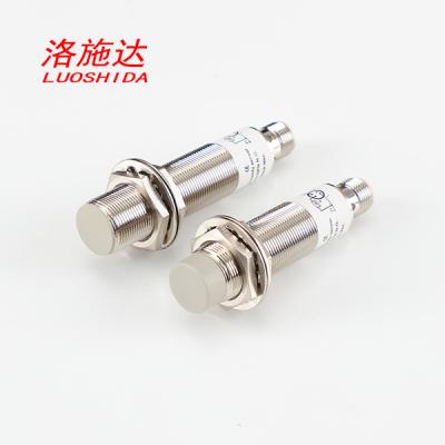 China DC M18 Cylindrical Long Distance Inductive Proximity Sensor For Metal Detection for sale
