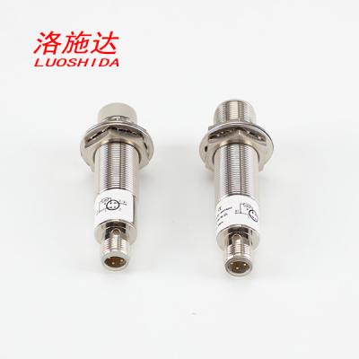 China 18-30VDC M18 Analog Inductive Proximity Sensor With 0-10V Voltage Output With M12 4 Pin Plug Connection for sale