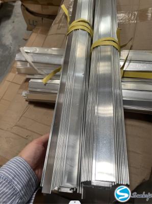 China Material Grau 3003 Tubos de radiador 2 mm de diâmetro Caixa de cartão de prata à venda
