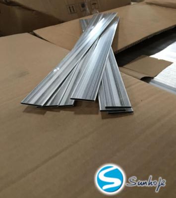 Chine Plaque de radiateur résistant à la corrosion à dissipation thermique élevée Boîte de carton à vendre