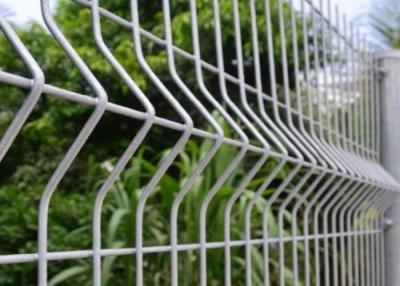 China 2''× 4'' Rectangle Hole 3D Curved Welded Wire Mesh Fence Weldmesh Fencing Panels for sale