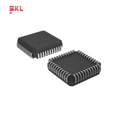 China Memória Flash dos bytes da memória 8K do programa do microcontrolador 512bytes de P89V51RD2FA MCU à venda