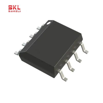中国 AD8033ARZ-REEL7アンプICは8-SOICパッケージの電圧フィードバックFETを入れたアンプ1pAの典型的な入れられたバイアス流れを欠く 販売のため