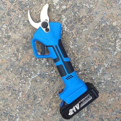 China Cordless Brushless Electric Garden Pruners 800W Makita Electric Cutter for sale