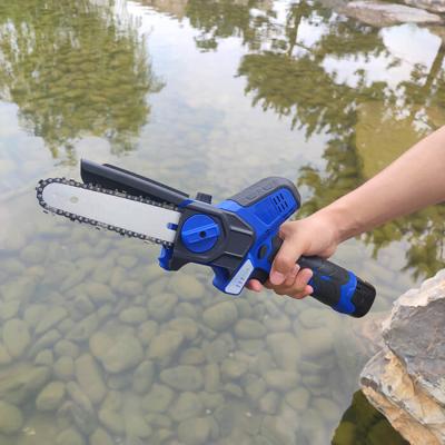 China 6'' 21V Battery Powered Handheld Mini Chainsaw Electric Tree Cutting Cordless Woodworking for sale