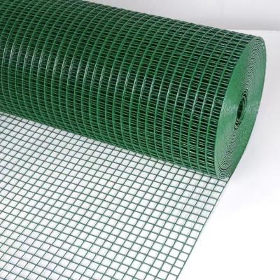 China Technique Welded Mesh Green PVC Coated Galvanized Farm Fence for Agricultural Needs for sale