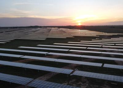 Chine Système de piste solaire intelligent de traqueur solaire simple d'axe de contrôle de TCU à vendre