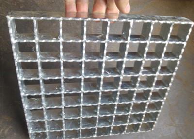 China Hot Rolled Serrated Steel Grating Galvanized Surface Light Weight for sale
