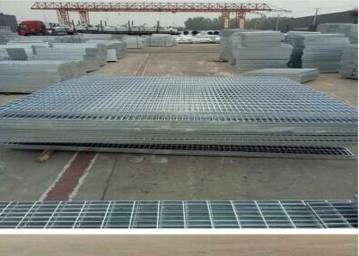 China Welded 30 X 3 Galvanized Steel Grating Durable Safety ISO9001 Standard for sale