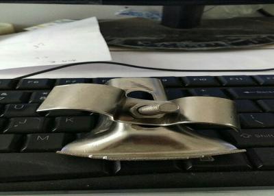 China Superficie de rejilla de acero galvanizada del acero inoxidable de la sujeción de clips de J/de M en venta
