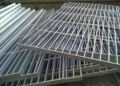 Chine Grille galvanisée de plancher de barre plate, grille galvanisée de passage couvert de barre ronde à vendre