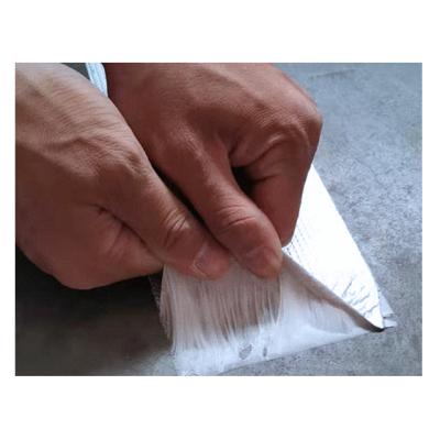China Largo 10m cinta de butilo de rollo autoadhesivo cinta impermeable de betún para el proyecto en venta