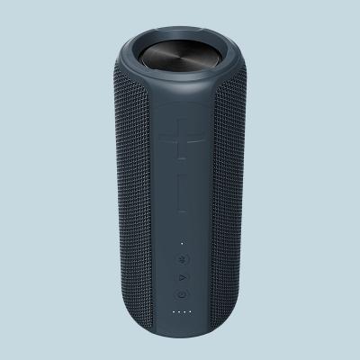 China Outdoors Wireless Bluetooth Speaker Battery Capacity 7.2V L9.4*W9*H21cm for sale