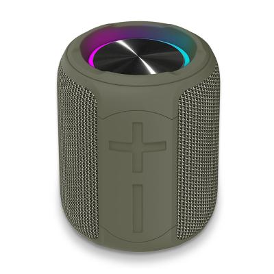 China Outdoor LED Light Speaker , IPX7 Waterproof Wireless Speaker With 2200mAh Capacity for sale
