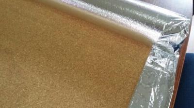 Chine 3mm Cork With Silver Aluminum Foil à haute densité pour la barrière saine à vendre