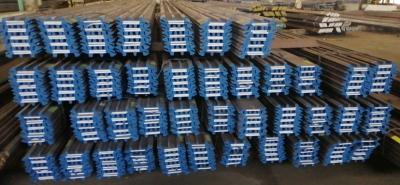 China máquina escavadora Track Cleats das sapatas da trilha do rabugento triplicar-se 25crmnb à venda