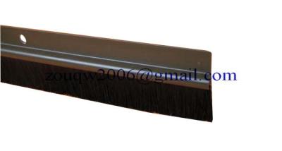 China Door Brush DB606 with Plastic carrier, UK type for sale