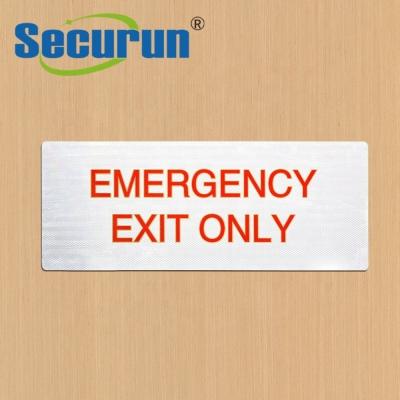 China Glowing Color Or Custom Photoluminescent Safety Sign With Mounting Hardware Included Te koop