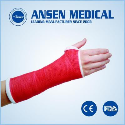 China Mositure Resistant Good Air premeable Casting Tape Fiberglass Orthopedic Fiber Cast Roll for sale