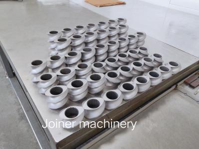 China Los elementos del tornillo del extrusor TEX54, máquina gemela de la protuberancia del tornillo parte HRC58 - dureza 62 en venta