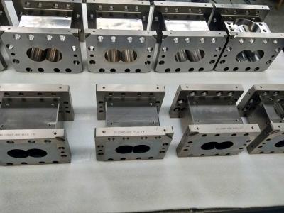 China La máquina del extrusor del paralelo de JSW TEX65aII parte el material WR13 Linner del HIP en venta