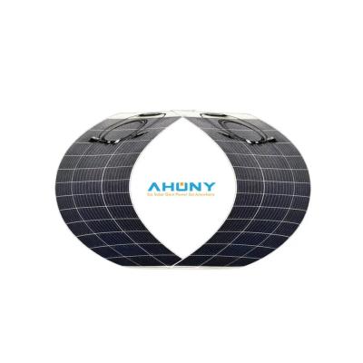 Chine Panneau solaire flexible imperméable à l'eau de 100w Panneaux solaires semi-flexibles hors réseau Panneaux solaires pour camping-cars bateau à vendre