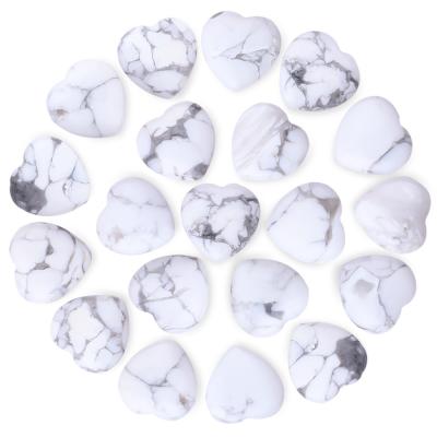 China White Turquoise Heart Shaped Healing Stones 0.8 Inch For Jewelry Making for sale