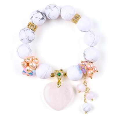 Chine Bracelet à perles en pierre précieuse fait à la main Bracelet en pierre turquoise blanche naturelle Bracelet à charmes réglables Bracelet pour la fête quotidienne à vendre