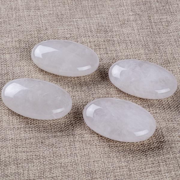 Quality Natural Clear Quartz Palm Stone Unisex Oval Clear Quartz Stone For Reiki Energy for sale