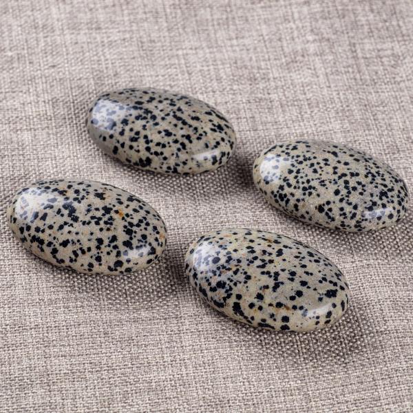 Quality Natural Polished Dalmatian Jasper Palm Stone Oval Shaped Dalmatian Crystal for sale