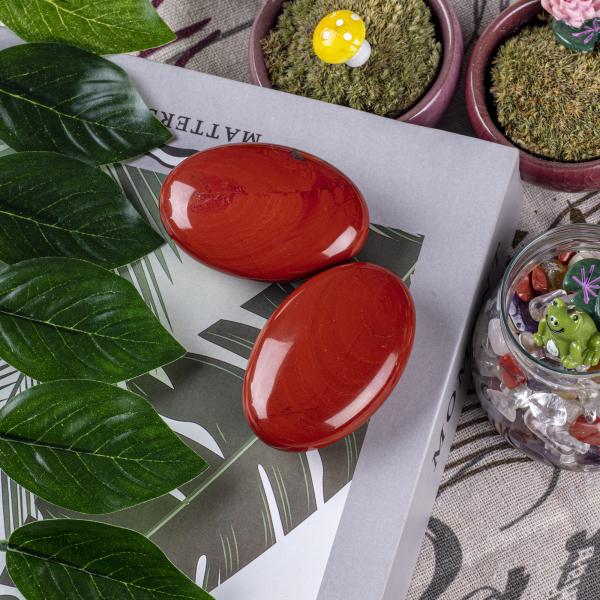 Quality Oval Red Jasper Palm Stone Jasper Worry Stone Anxiery Releasing for sale