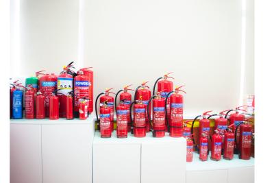 China Portable Fire Extinguisher 10 Kg 550mm Cylinder Height 1.5mm Thick for sale