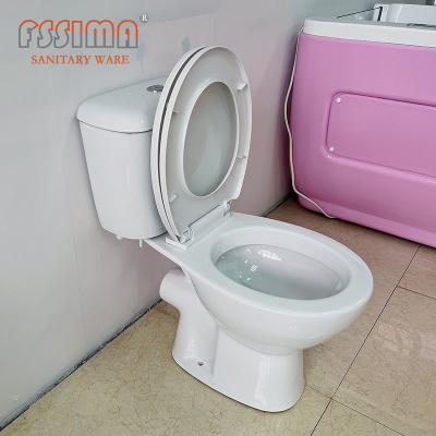 China Rubor P-Trap180mm Tow Piece Toilet del doble de Francia Stander en venta