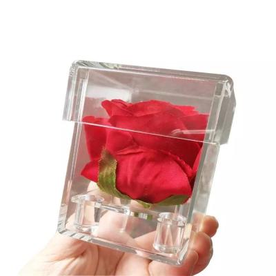 China Wholesale preserved rose 5-6cm single rose in mini acrylic box for sale