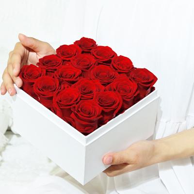 China Customized Square Gift Boxes Preserved Roses In Box With Acrylic Cover for sale