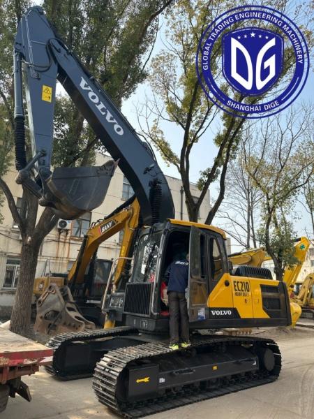 Quality Ec210 21 Ton Used Volvo Excavator With Heavy Duty Undercarriage Components for sale