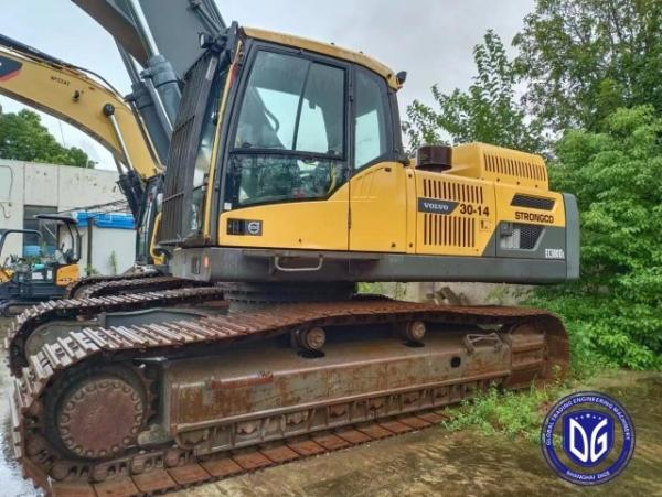 Quality Ec380DL 38 Ton Used Volvo Excavator With Advanced Bucket Designs for sale