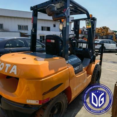 China 4t 8FDA40 Toyota Used Forklift Powerful Used Forklift Hydraulic Machine for sale