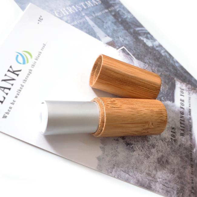 10ml Container van de bamboe de Professionele Kosmetische die Lippenpommade in China wordt gemaakt