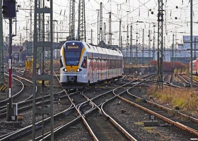 China Promotor de carga ferroviario rápido de Shenzhen a Tashkent Uzbekistán en venta