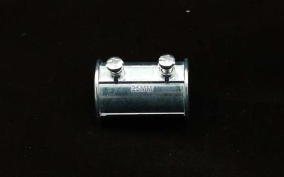 China 20MM 25MM 32MM GI Conduit Coupler Steel Galvanized for sale