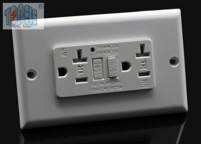 China 15A 125V AC GFCI Receptacles Duplex Tamper Resistant End Of Life Monitoring Function for sale