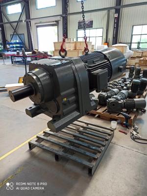 China hot-selling R Helical Geared Motor For Conveyor Textile Machinery and many industries for sale