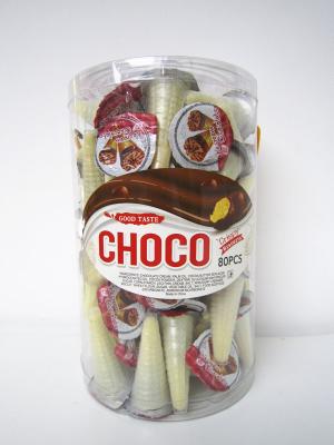 China Crispy Delicous Wafer Biscuit Chocolate Chips Cookies with PVC Bottle Packing for sale