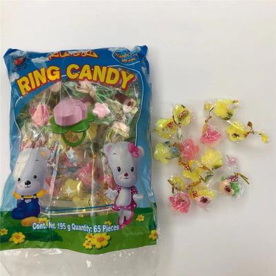 China 86.8g Carbohydrate Colorful Novelty Ring Candy With Toy for sale