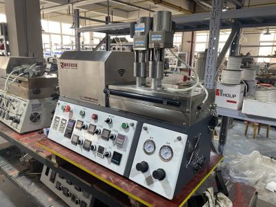 China Lab Small Twin Screw Extrusion Machine 15-18g Extrusion for sale